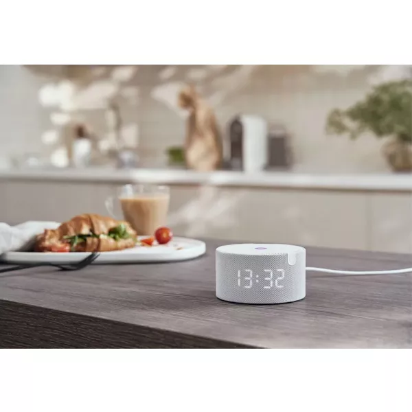 Умная колонка Яндекс Станция Мини с часами (YNDX-00020) Серая 3