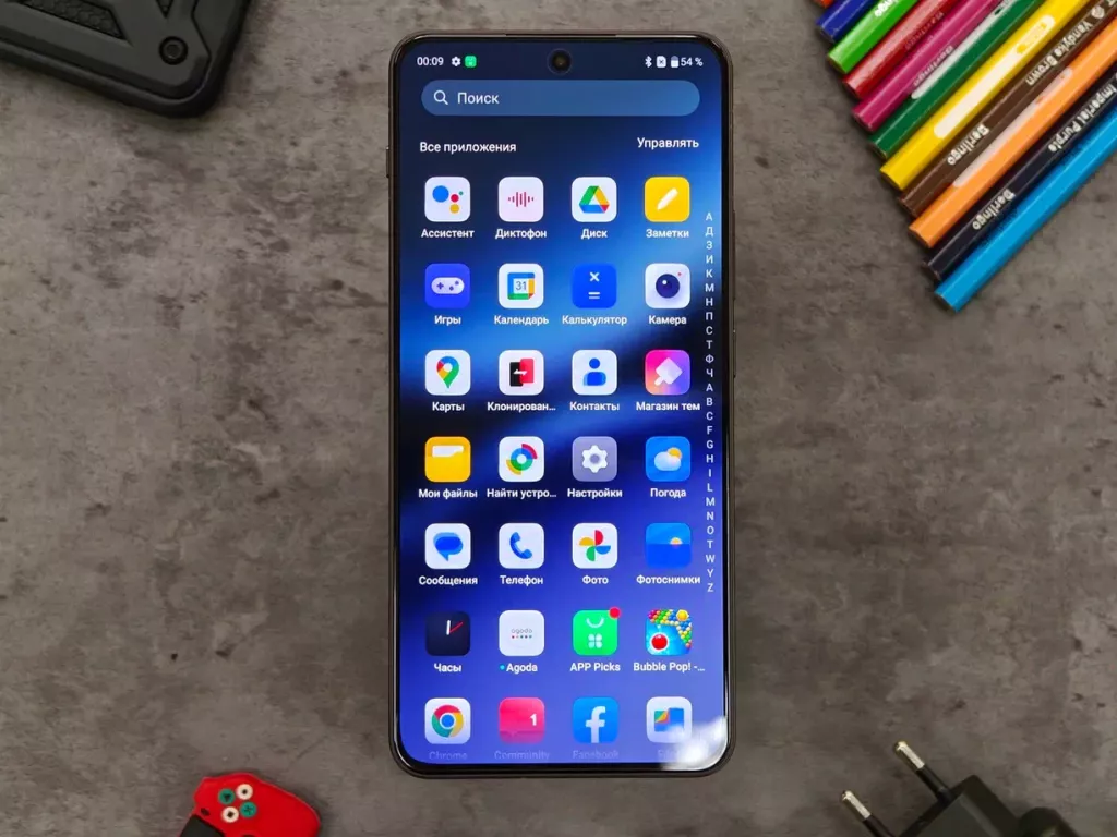 OnePlus Nord 4 Дисплей выполнен по технологии Fluid AMOLED с поддержкой частоты обновления 120 Гц и отображает до 1 миллиарда цветов...