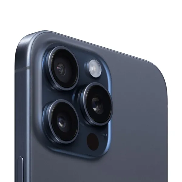 3 3